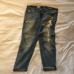 Gap Distressed Sexy Boyfriend Jean